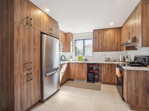 Kitchen - 6 Rue St-Charles, Montréal (L'Île-Bizard/Sainte-Geneviève), QC - Indoor Photo Showing Kitchen