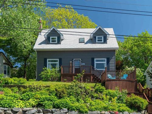 86 Gourok Avenue, Dartmouth, NS 