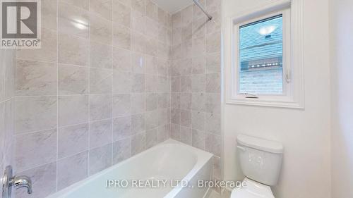 22 Sassafras Road, Springwater (Midhurst), ON - Indoor Photo Showing Bathroom