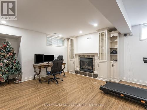 1497 Indian Grove, Mississauga, ON - Indoor With Fireplace