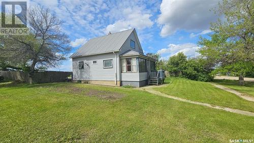 183 Burgee Street, Pennant, SK - Outdoor