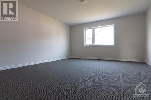 Primary bedroom - 1022 Kijik Crescent, Ottawa, ON - Indoor Photo Showing Other Room