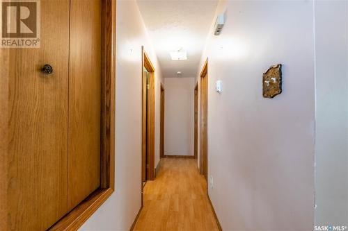 777 Hochelaga Street E, Moose Jaw, SK - Indoor Photo Showing Other Room