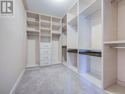 45 Henricks Crescent, Richmond Hill, ON - Indoor Photo Showing Bathroom