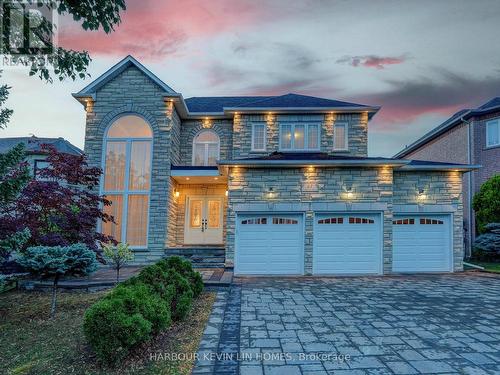 45 Henricks Crescent, Richmond Hill, ON - Outdoor