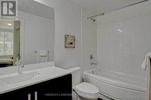 D105 - 33 Clegg Road, Markham, ON - Indoor Photo Showing Bathroom