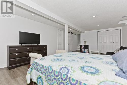 437 Daralea Heights, Mississauga, ON - Indoor Photo Showing Bedroom