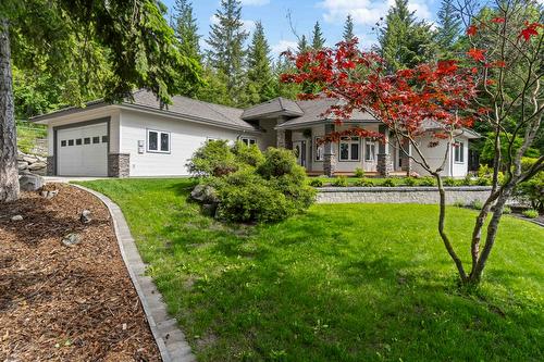 9-6500 15 Avenue, Salmon Arm, BC - Outdoor