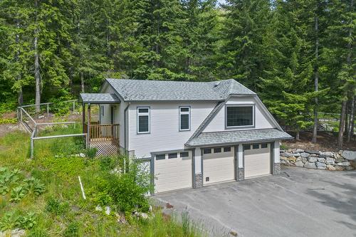 9-6500 15 Avenue, Salmon Arm, BC - Outdoor