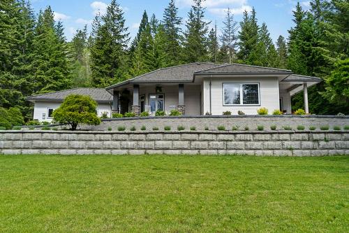 9-6500 15 Avenue, Salmon Arm, BC - Outdoor With Deck Patio Veranda