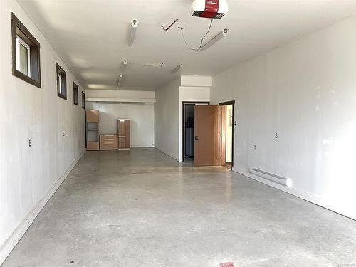 7295 Francis Rd, Sooke, BC - Indoor Photo Showing Other Room