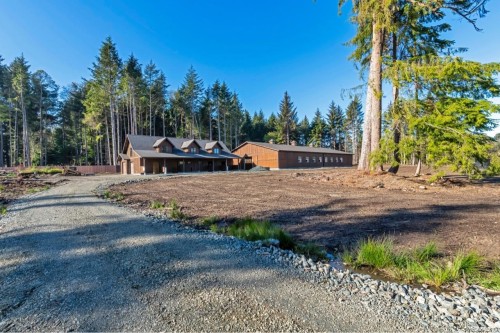 7295 Francis Rd, Sooke, BC - Outdoor