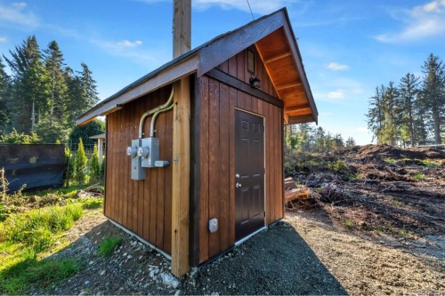 7295 Francis Rd, Sooke, BC - Outdoor