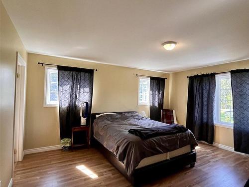 140 Birchcrest Road, Longlac, ON - Indoor Photo Showing Bedroom