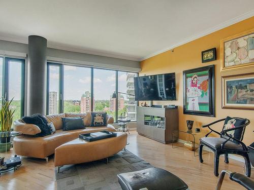 Salon - 1111-4450 Prom. Paton, Laval (Chomedey), QC - Indoor Photo Showing Living Room