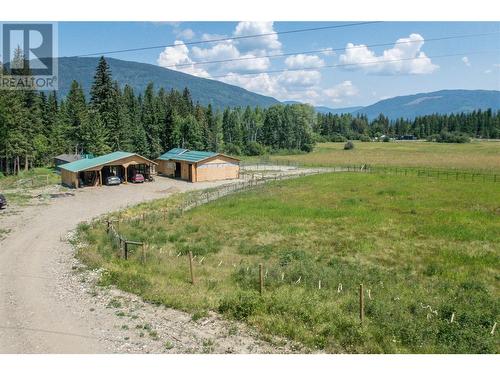 3201 Creighton Valley Road, Cherryville, BC 