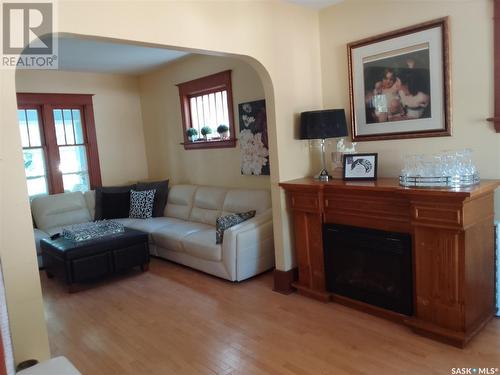 2140 Montague Street, Regina, SK - Indoor Photo Showing Living Room With Fireplace