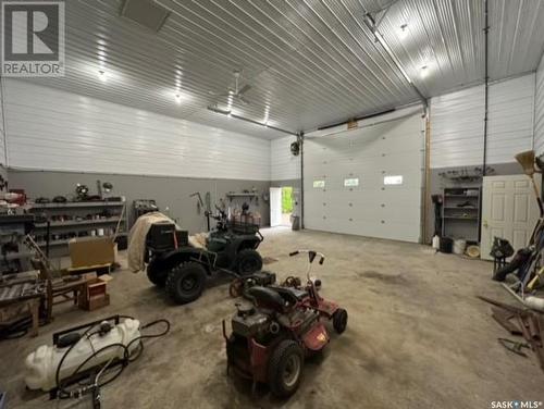 121 2Nd Avenue S, Rose Valley, SK - Indoor Photo Showing Garage