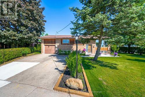 195 Elmwood Road, Oakville (Old Oakville), ON - Outdoor