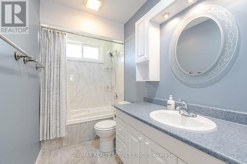 195 Elmwood Road, Oakville (Old Oakville), ON - Indoor Photo Showing Bathroom