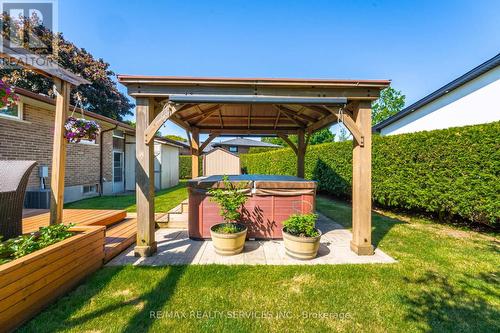 195 Elmwood Road, Oakville (Old Oakville), ON - Outdoor With Deck Patio Veranda