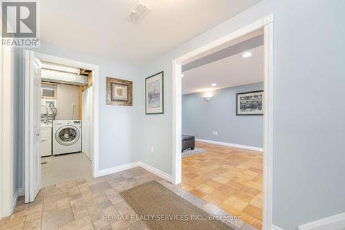 195 Elmwood Road, Oakville (Old Oakville), ON - Indoor Photo Showing Laundry Room