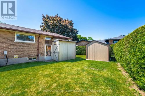 195 Elmwood Road, Oakville (Old Oakville), ON - Outdoor