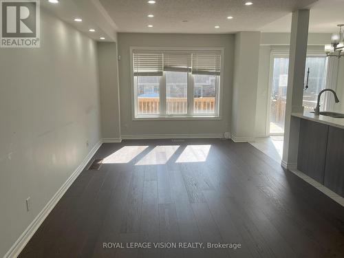 2490 Steeplechase Street, Oshawa, ON - Indoor Photo Showing Other Room