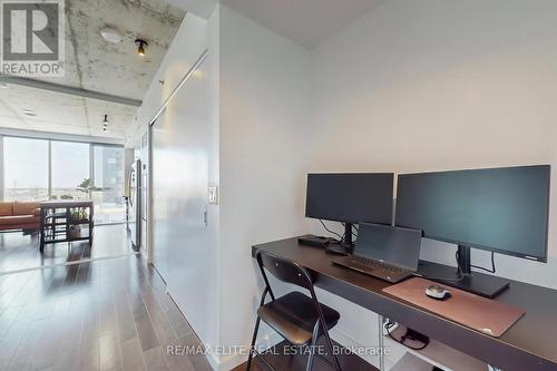 1008 - 32 Trolley Crescent, Toronto (Moss Park), ON - Indoor Photo Showing Office