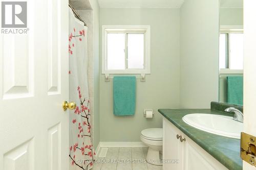 93 Starhill Crescent, Brampton, ON - Indoor Photo Showing Bathroom