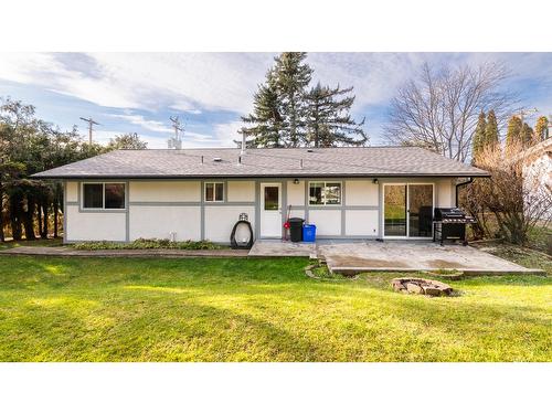 912 7Th Avenue N, Creston, BC - Outdoor