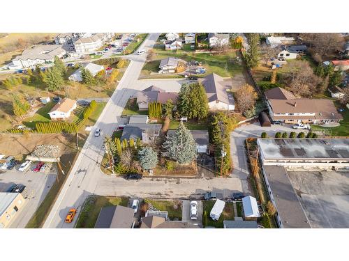 912 7Th Avenue N, Creston, BC - Outdoor With View