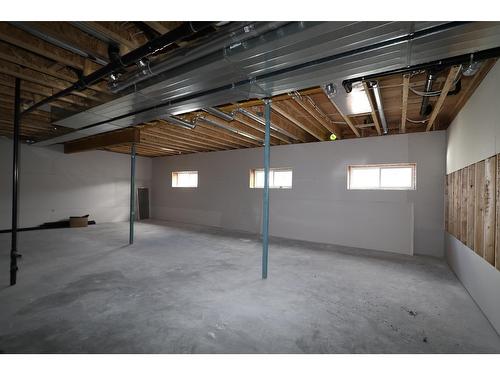 718 St. Mary River Drive, Kimberley, BC - Indoor Photo Showing Basement