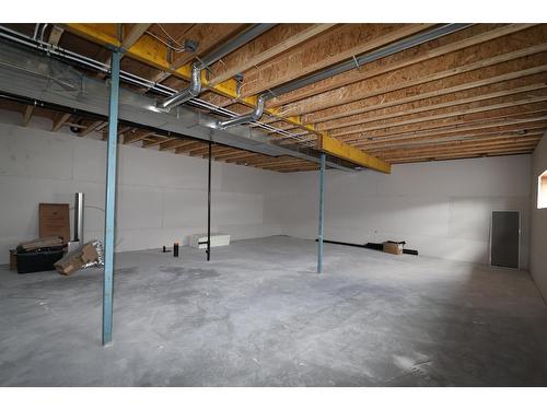 718 St. Mary River Drive, Kimberley, BC - Indoor Photo Showing Basement