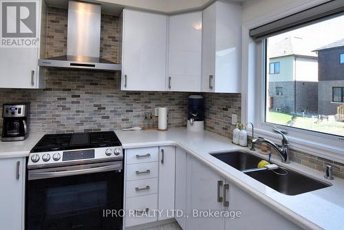 80 Scenic Ridge Gate, Brant (Paris), ON - Indoor Photo Showing Kitchen With Double Sink