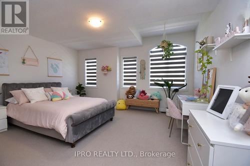 80 Scenic Ridge Gate, Brant (Paris), ON - Indoor Photo Showing Bedroom