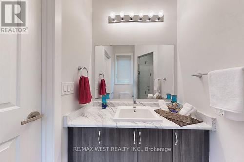 46 Troon Avenue, Vaughan, ON - Indoor Photo Showing Bathroom