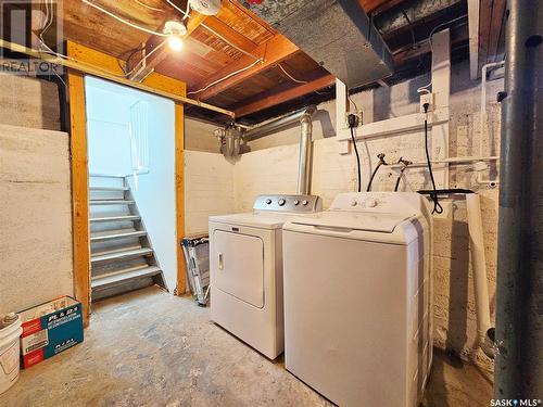 1211 110Th Street, North Battleford, SK - Indoor Photo Showing Laundry Room