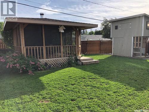 144 5Th Avenue E, Unity, SK - Outdoor With Deck Patio Veranda