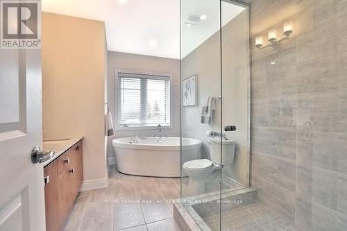 1024B Islington Avenue, Toronto (Islington-City Centre West), ON - Indoor Photo Showing Bathroom