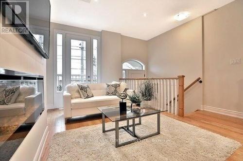 1024B Islington Avenue, Toronto, ON - Indoor Photo Showing Living Room