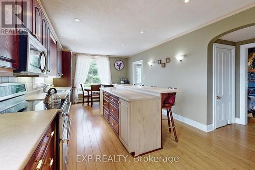 351219 Seventeenth Line, East Garafraxa, ON - Indoor Photo Showing Kitchen