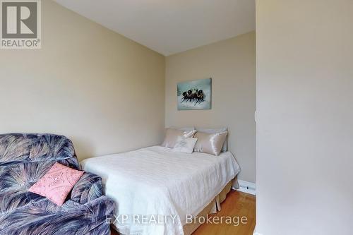 351219 Seventeenth Line, East Garafraxa, ON - Indoor Photo Showing Bedroom