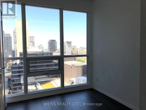 1815 - 70 Temperance Street, Toronto, ON - Indoor Photo Showing Other Room