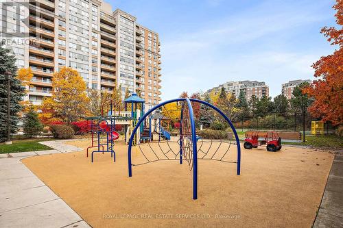 101 - 9 Northern Heights Drive, Richmond Hill (Langstaff), ON - Outdoor With Facade