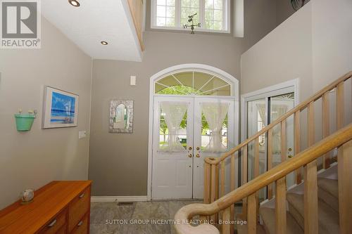 23 Sovereign'S Gate, Barrie (Innis-Shore), ON - Indoor Photo Showing Other Room