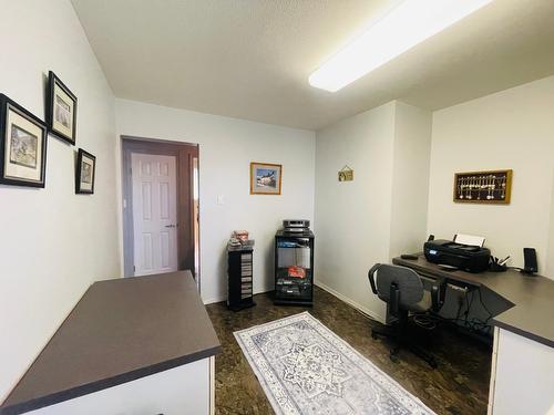 318 27Th Avenue S, Cranbrook, BC - Indoor Photo Showing Other Room