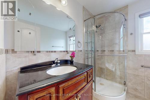 27 Marathon Crescent, Toronto (Newtonbrook West), ON - Indoor Photo Showing Bathroom