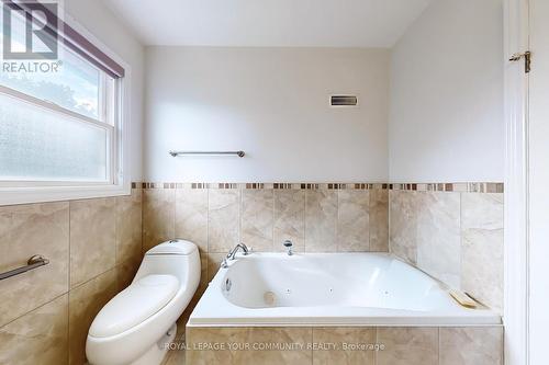 27 Marathon Crescent, Toronto (Newtonbrook West), ON - Indoor Photo Showing Bathroom