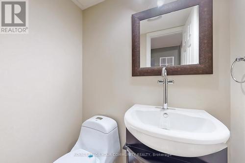 27 Marathon Crescent, Toronto (Newtonbrook West), ON - Indoor Photo Showing Bathroom